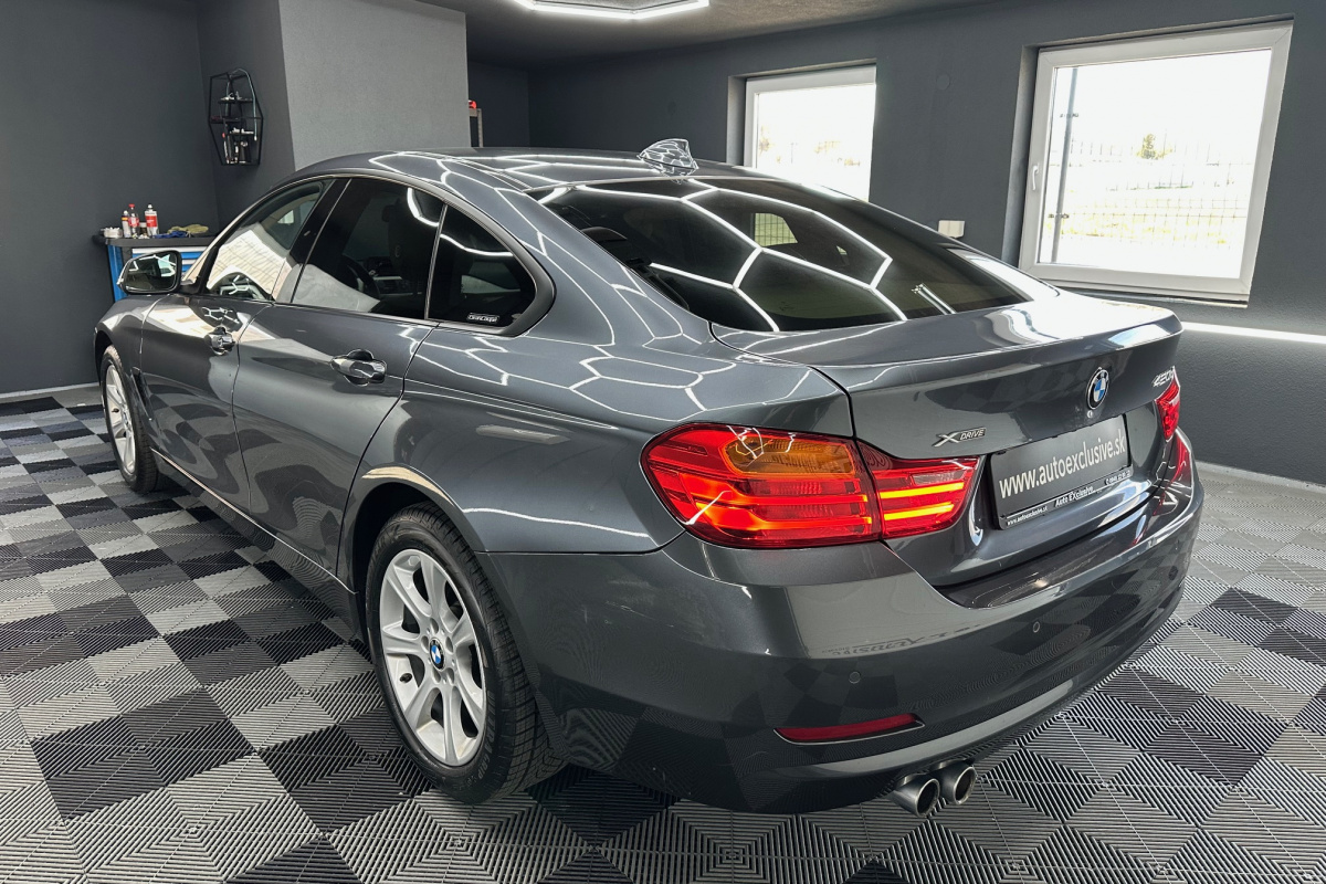 Ponuka vozidiel / BMW Rad 4 Gran Coupé 420d xDrive Standard A/T - video