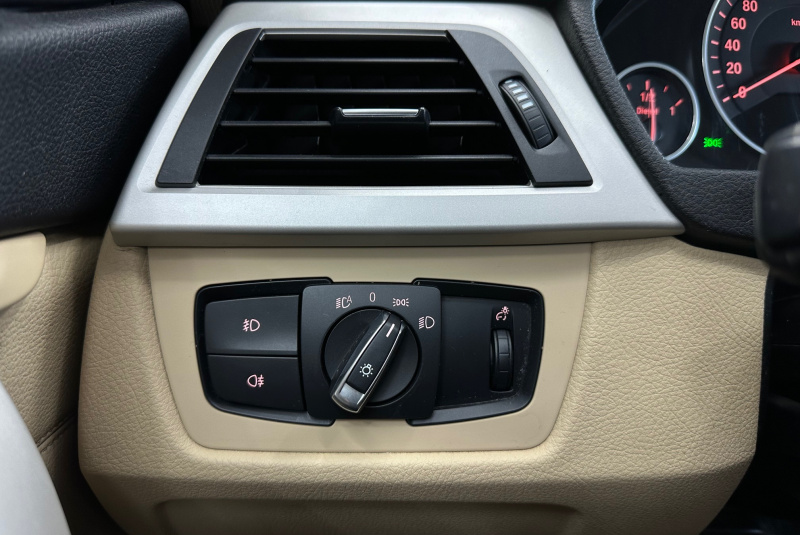  Ponuka vozidiel / BMW Rad 4 Gran Coupé 420d xDrive Standard A/T - video