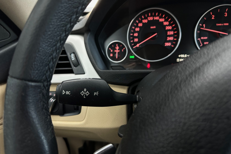  Ponuka vozidiel / BMW Rad 4 Gran Coupé 420d xDrive Standard A/T - video
