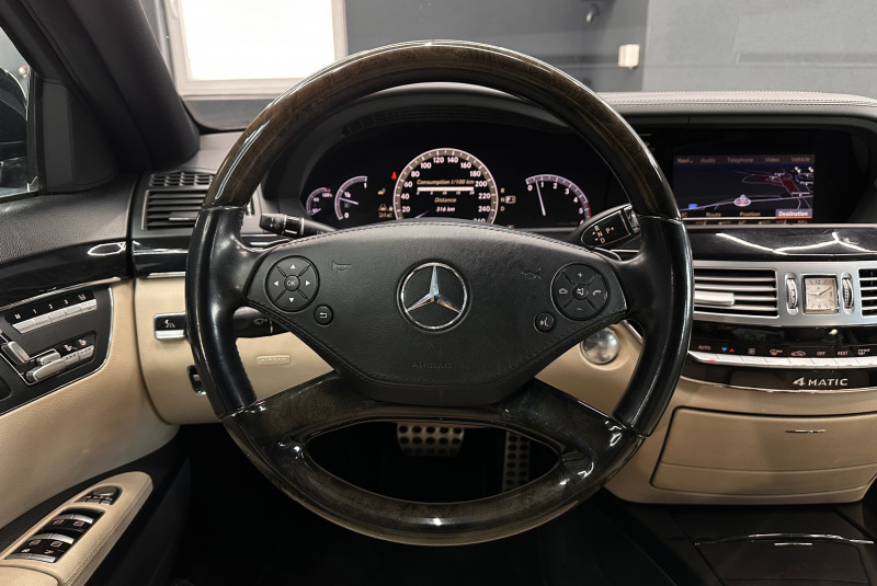 Ponuka vozidiel / Mercedes-Benz S trieda Sedan 350 CDI Blue TEC 4matic - video Ponuka vozidiel / Mercedes-Benz S trieda Sedan 350 CDI Blue TEC 4matic - video