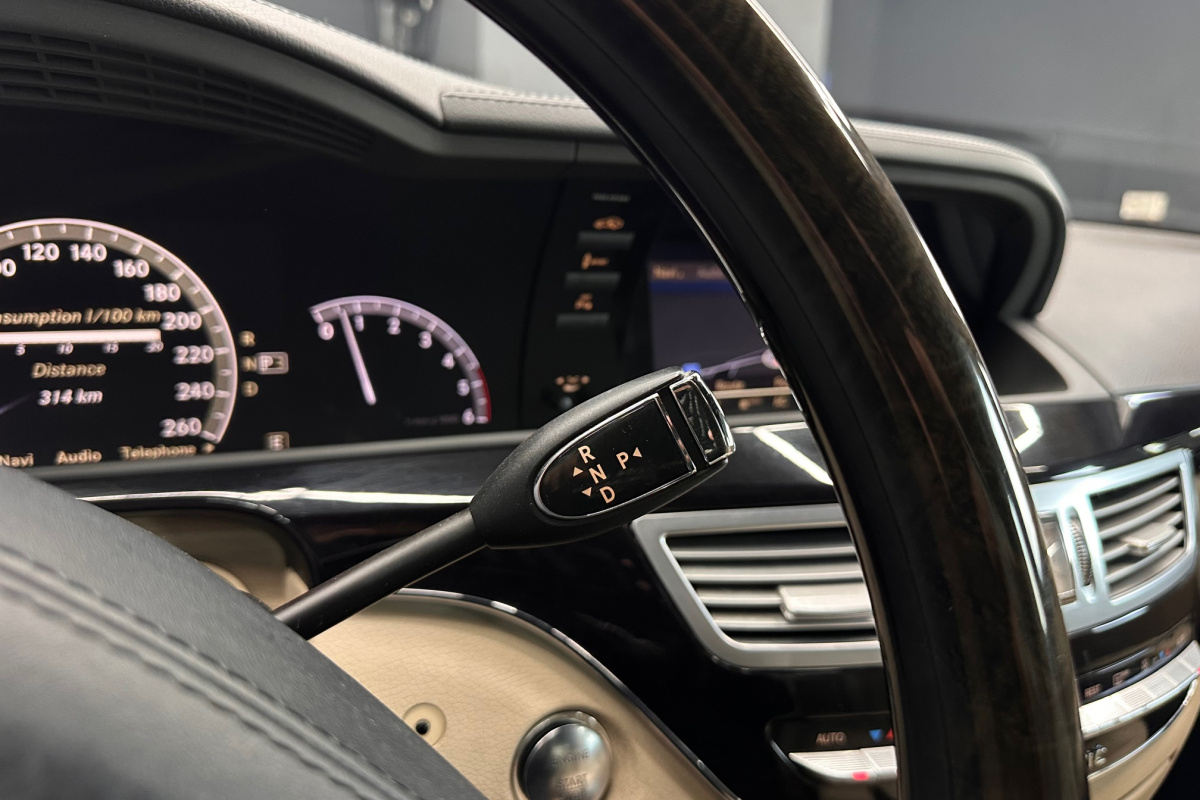Ponuka vozidiel / Mercedes-Benz S trieda Sedan 350 CDI Blue TEC 4matic - video