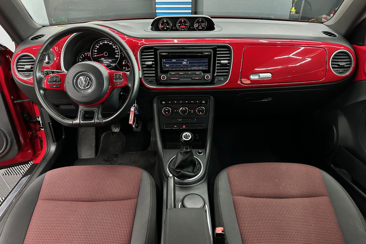 Ponuka vozidiel / Volkswagen Beetle 1.2 TSI - video
