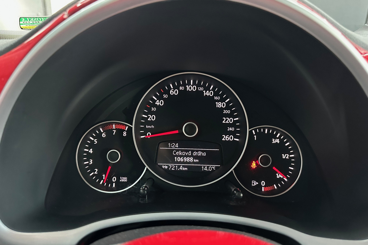 Ponuka vozidiel / Volkswagen Beetle 1.2 TSI - video