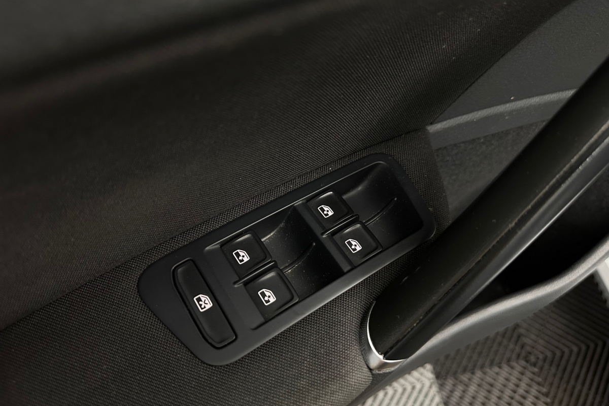 Ponuka vozidiel / Volkswagen Golf Variant Alltrack 1.8 TSI BMT 4MOTION DSG - video Ponuka vozidiel / Volkswagen Golf Variant Alltrack 1.8 TSI BMT 4MOTION DSG - video