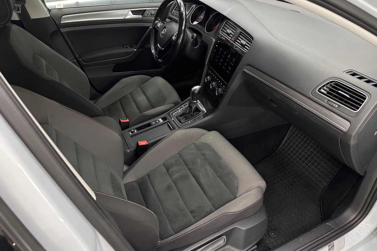 Ponuka vozidiel / Volkswagen Golf Variant Alltrack 1.8 TSI BMT 4MOTION DSG - video