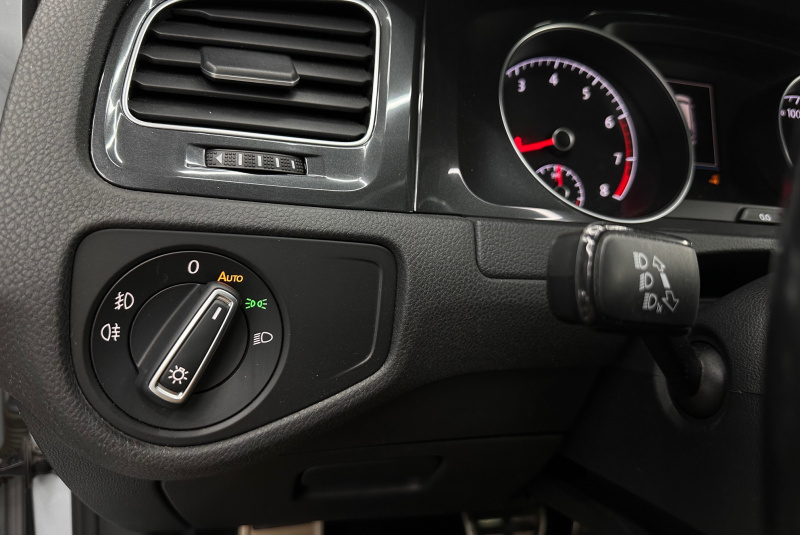  Ponuka vozidiel / Volkswagen Golf Variant Alltrack 1.8 TSI BMT 4MOTION DSG - video