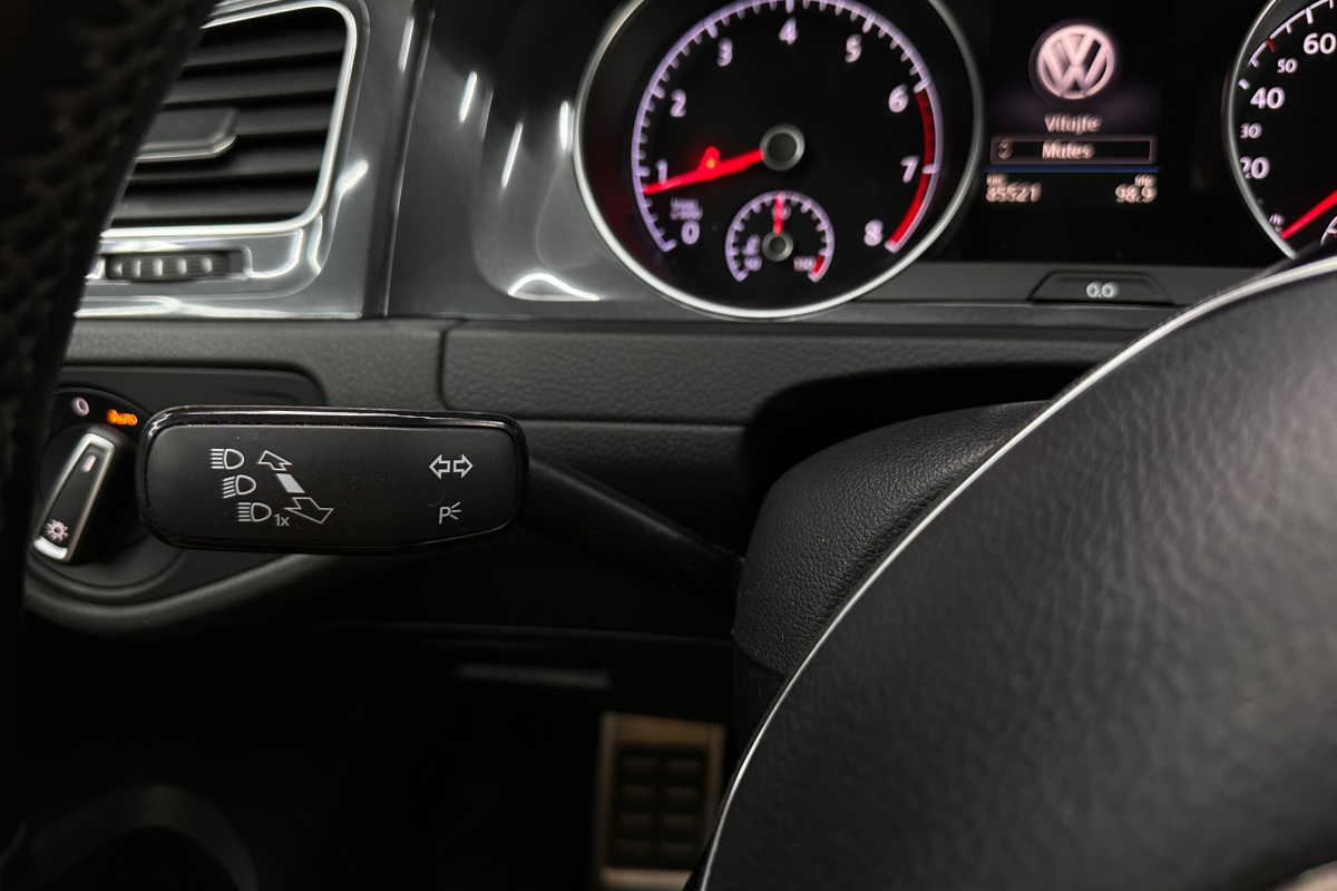 Ponuka vozidiel / Volkswagen Golf Variant Alltrack 1.8 TSI BMT 4MOTION DSG - video