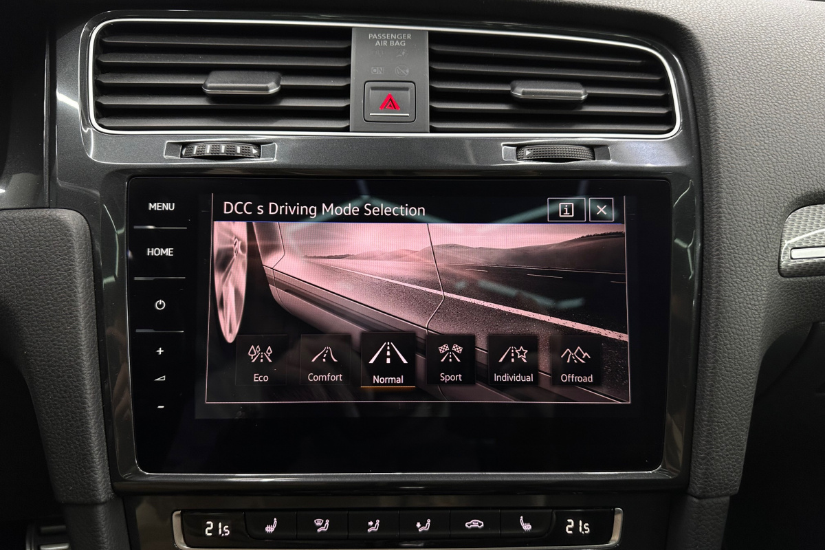 Ponuka vozidiel / Volkswagen Golf Variant Alltrack 1.8 TSI BMT 4MOTION DSG - video