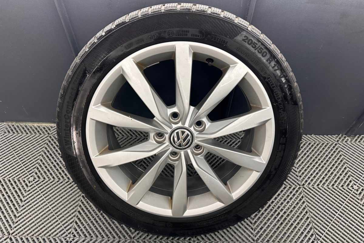 Ponuka vozidiel / Volkswagen Golf Variant Alltrack 1.8 TSI BMT 4MOTION DSG - video