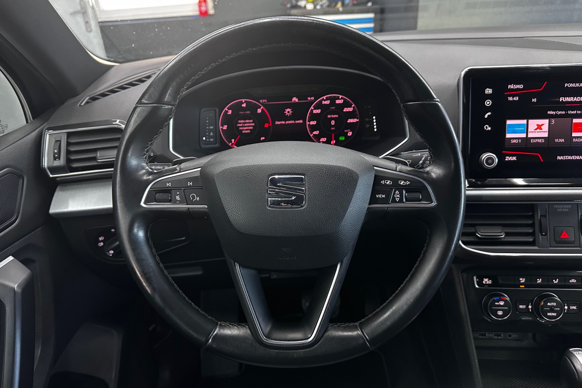 Ponuka vozidiel / Seat Tarraco 2.0 TDI 150 Style 4Drive DSG - video