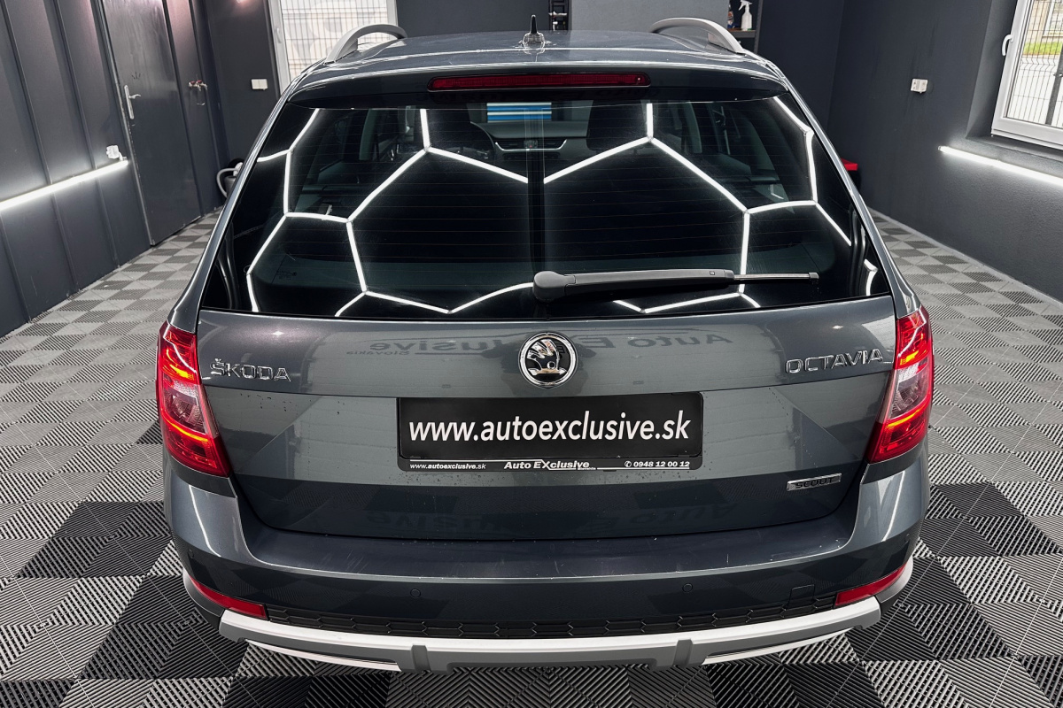 Ponuka vozidiel / Škoda Octavia Combi 2.0 TDI 184k Scout DSG 4x4 - video