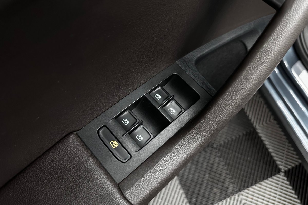 Ponuka vozidiel / Škoda Octavia Combi 2.0 TDI 184k Scout DSG 4x4 - video
