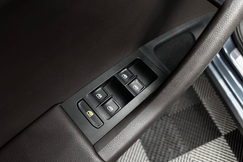 Ponuka vozidiel / Škoda Octavia Combi 2.0 TDI 184k Scout DSG 4x4 - video