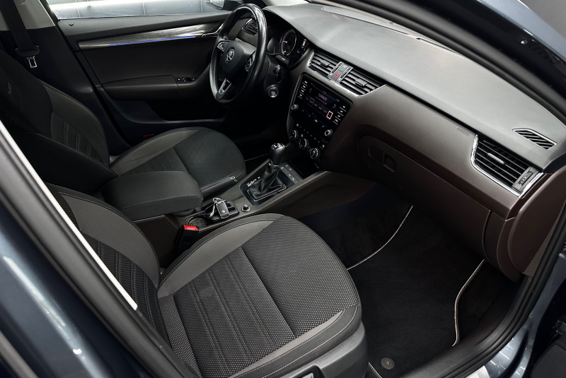 Ponuka vozidiel / Škoda Octavia Combi 2.0 TDI 184k Scout DSG 4x4 - video Ponuka vozidiel / Škoda Octavia Combi 2.0 TDI 184k Scout DSG 4x4 - video