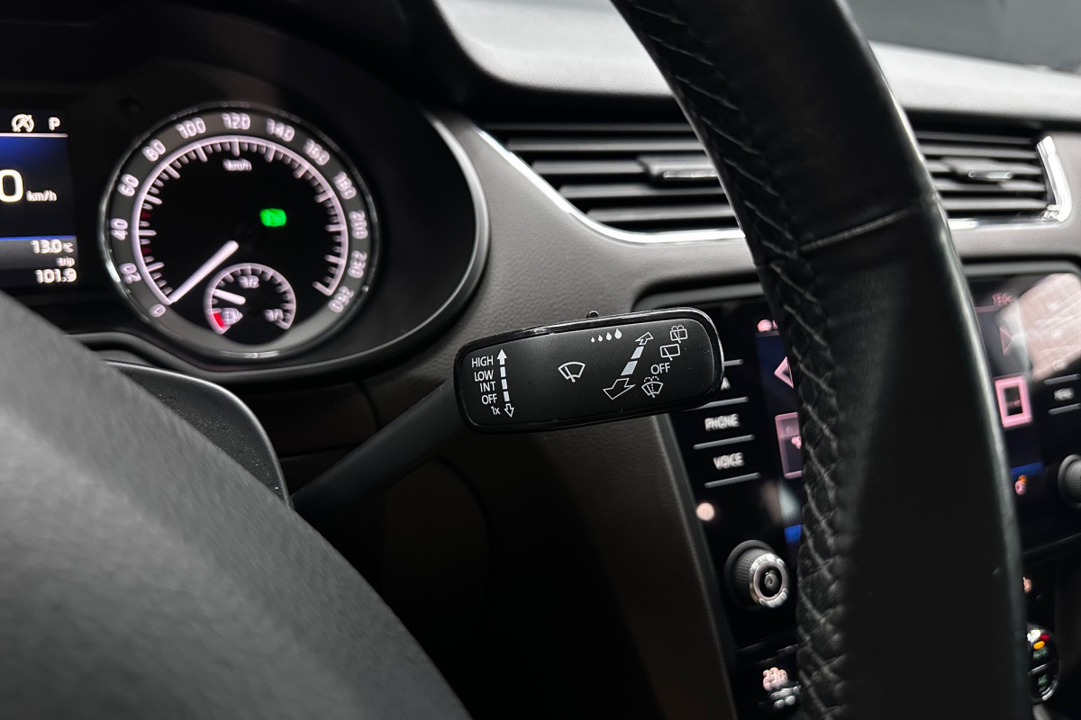 Ponuka vozidiel / Škoda Octavia Combi 2.0 TDI 184k Scout DSG 4x4 - video Ponuka vozidiel / Škoda Octavia Combi 2.0 TDI 184k Scout DSG 4x4 - video