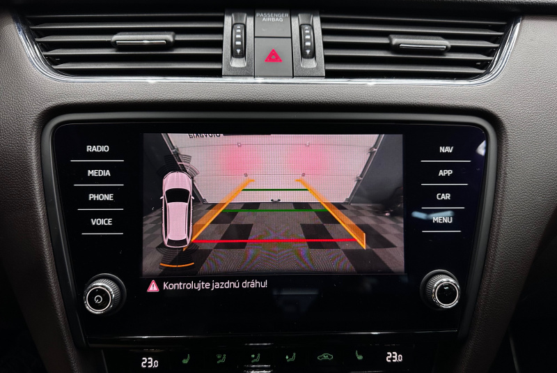  Ponuka vozidiel / Škoda Octavia Combi 2.0 TDI 184k Scout DSG 4x4 - video
