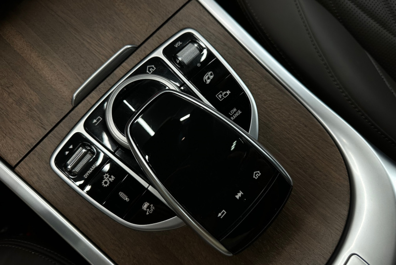  Ponuka vozidiel / Mercedes-Benz G trieda 63 AMG A/T - video