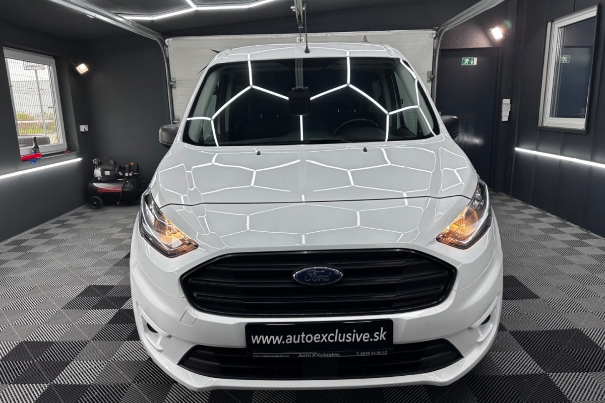 Ponuka vozidiel / Ford Transit Connect 1.5 - video