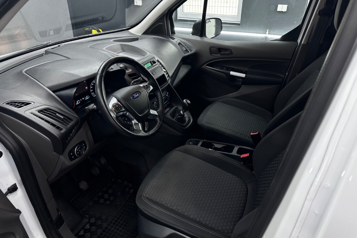 Ponuka vozidiel / Ford Transit Connect 1.5 - video