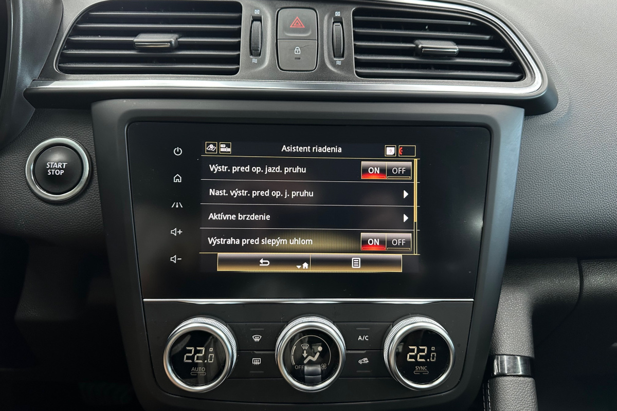 Ponuka vozidiel / Renault Kadjar Blue dCi 115 Intens EDC - video