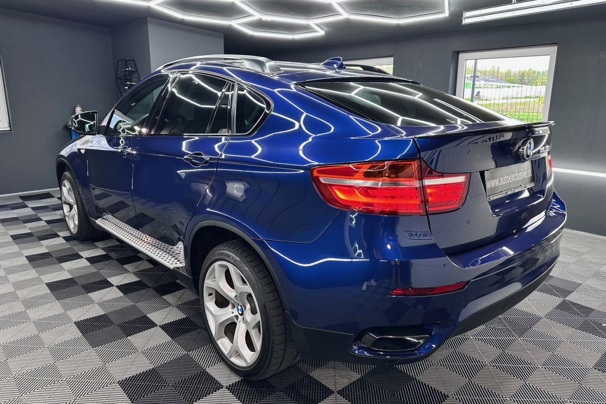 Ponuka vozidiel / BMW X6 xDrive M50d - video