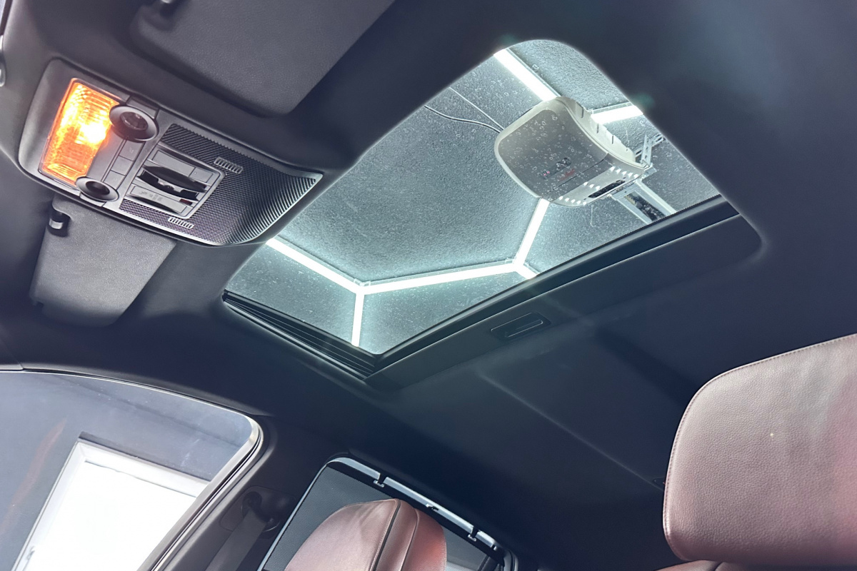 Ponuka vozidiel / BMW X6 xDrive M50d - video