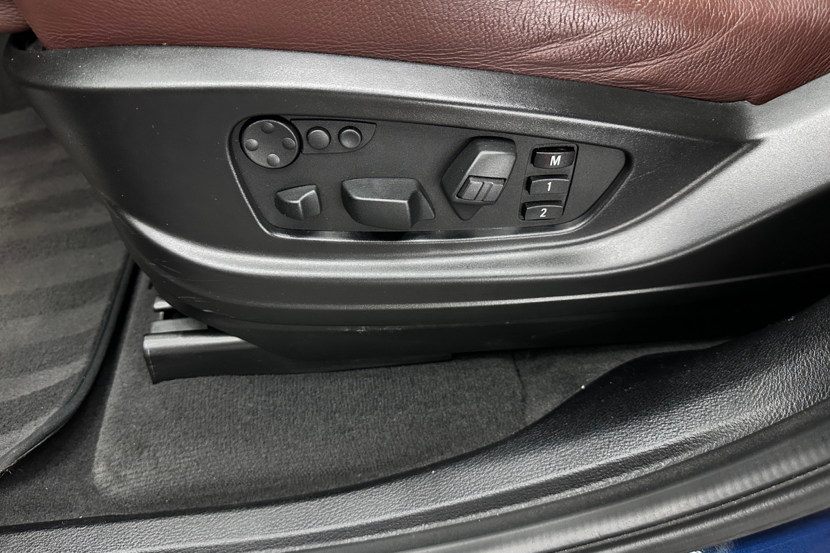 Ponuka vozidiel / BMW X6 xDrive M50d - video