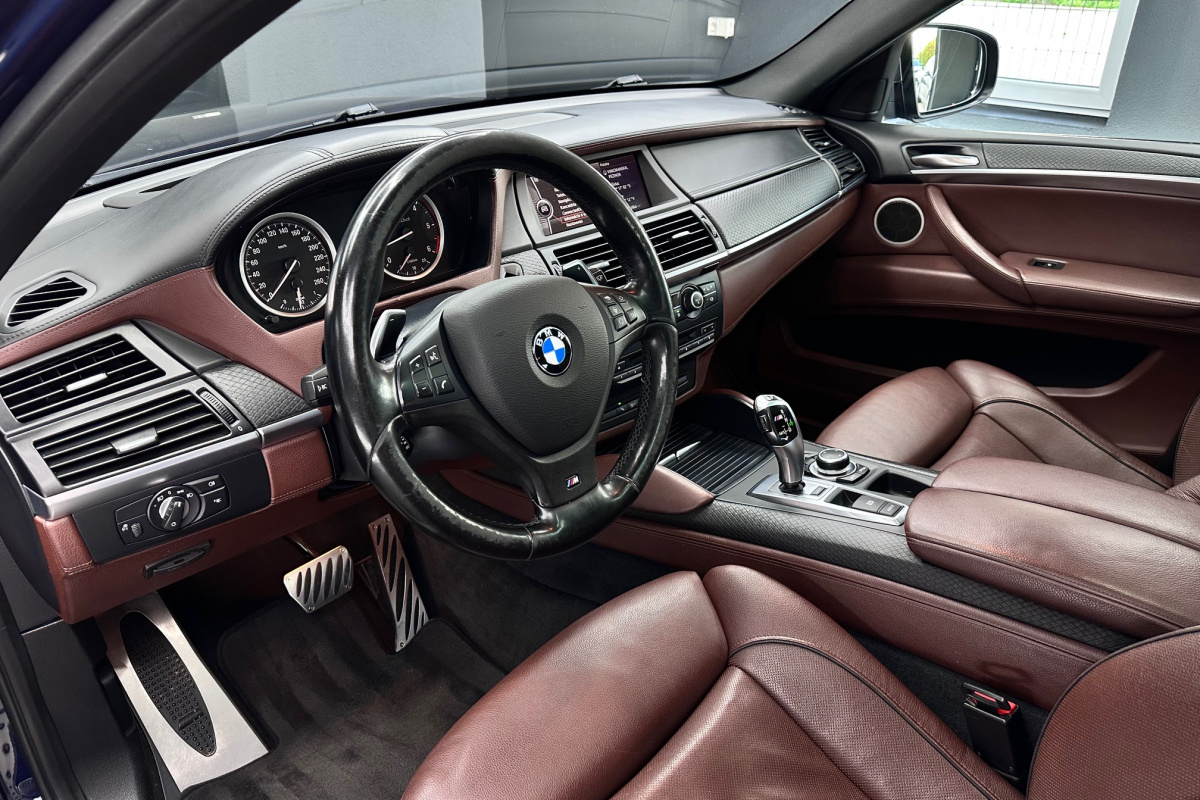 Ponuka vozidiel / BMW X6 xDrive M50d - video