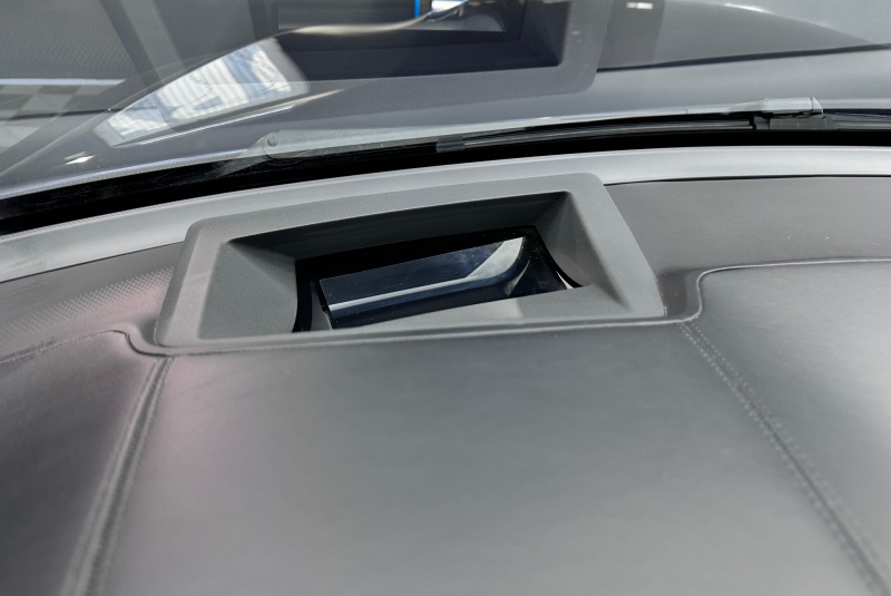  Ponuka vozidiel / BMW X6 xDrive M50d - video