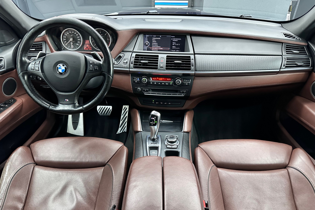 Ponuka vozidiel / BMW X6 xDrive M50d - video