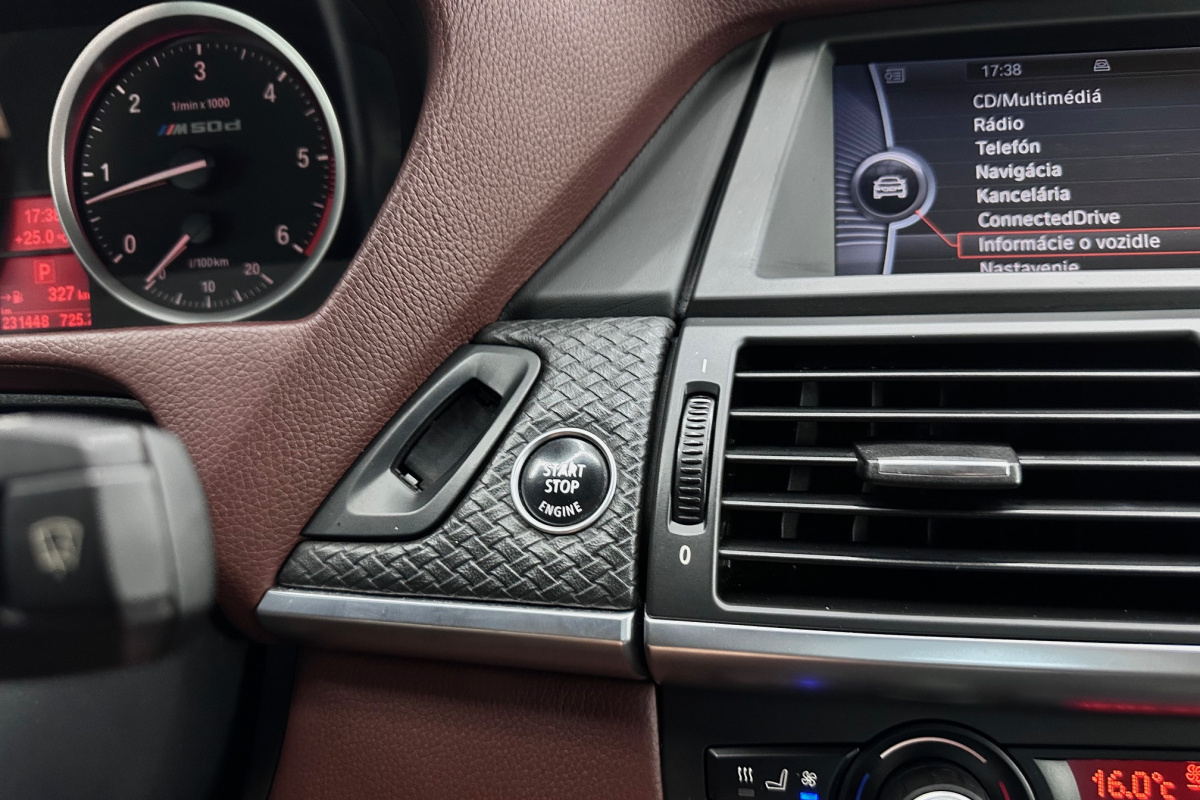 Ponuka vozidiel / BMW X6 xDrive M50d - video
