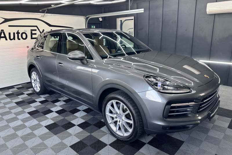  Ponuka vozidiel / Porsche Cayenne 4x4 A/T - video