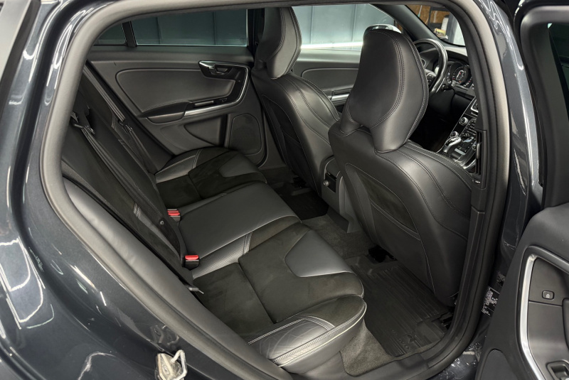  Ponuka vozidiel / Volvo V60 D3 2.0L 150k Momentum Geartronic - video