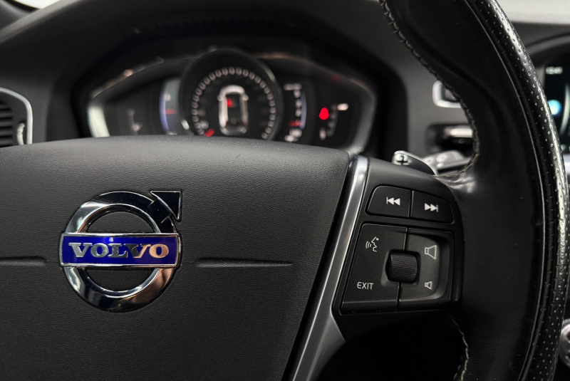  Ponuka vozidiel / Volvo V60 D3 2.0L 150k Momentum Geartronic - video