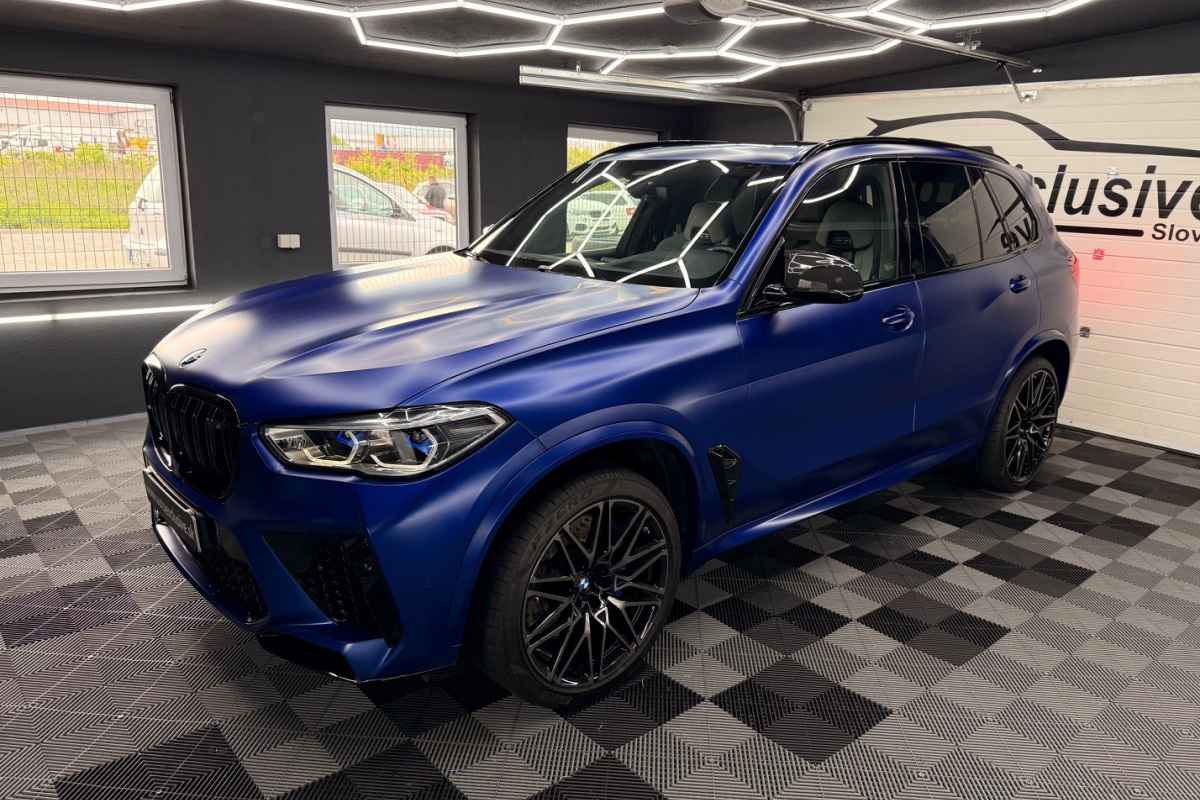 Ponuka vozidiel / BMW X5 M Competition First Edition 1of250 - video