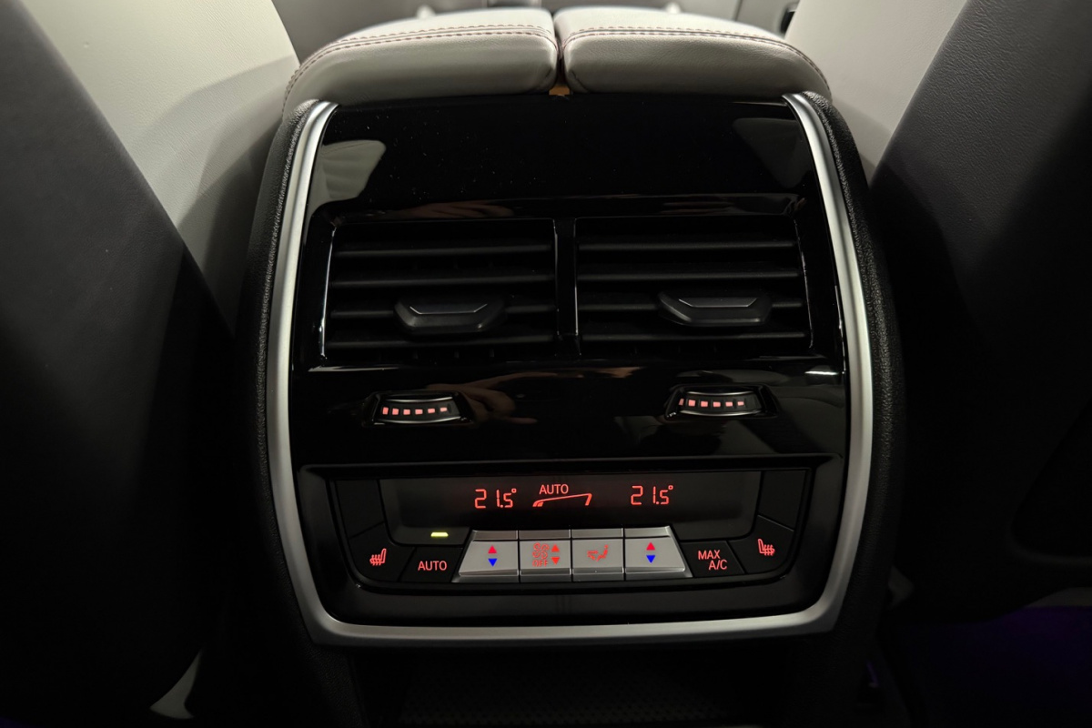 Ponuka vozidiel / BMW X5 M Competition First Edition 1of250 - video