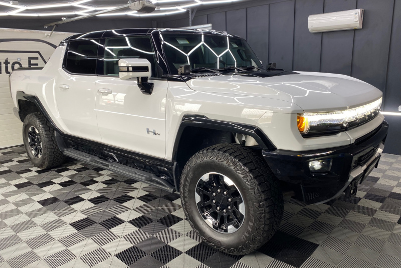  Ponuka vozidiel / Hummer EV PICKUP 3X EDITION 1 OFF ROAD PAKET - video