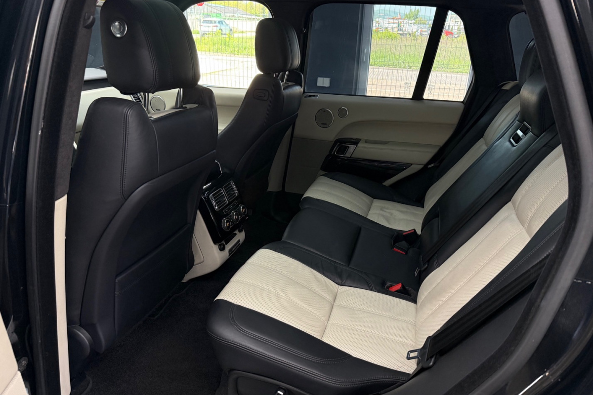 Ponuka vozidiel / Land Rover Range Rover 5.0 V8 Supercharged - video