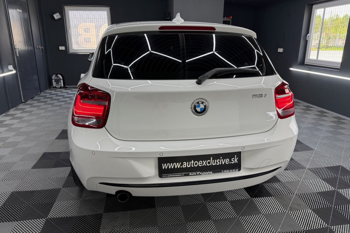 Ponuka vozidiel / BMW Rad 1 118i M Sport A/T - video