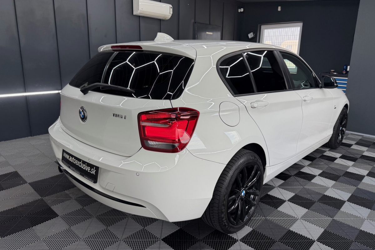 Ponuka vozidiel / BMW Rad 1 118i M Sport A/T - video