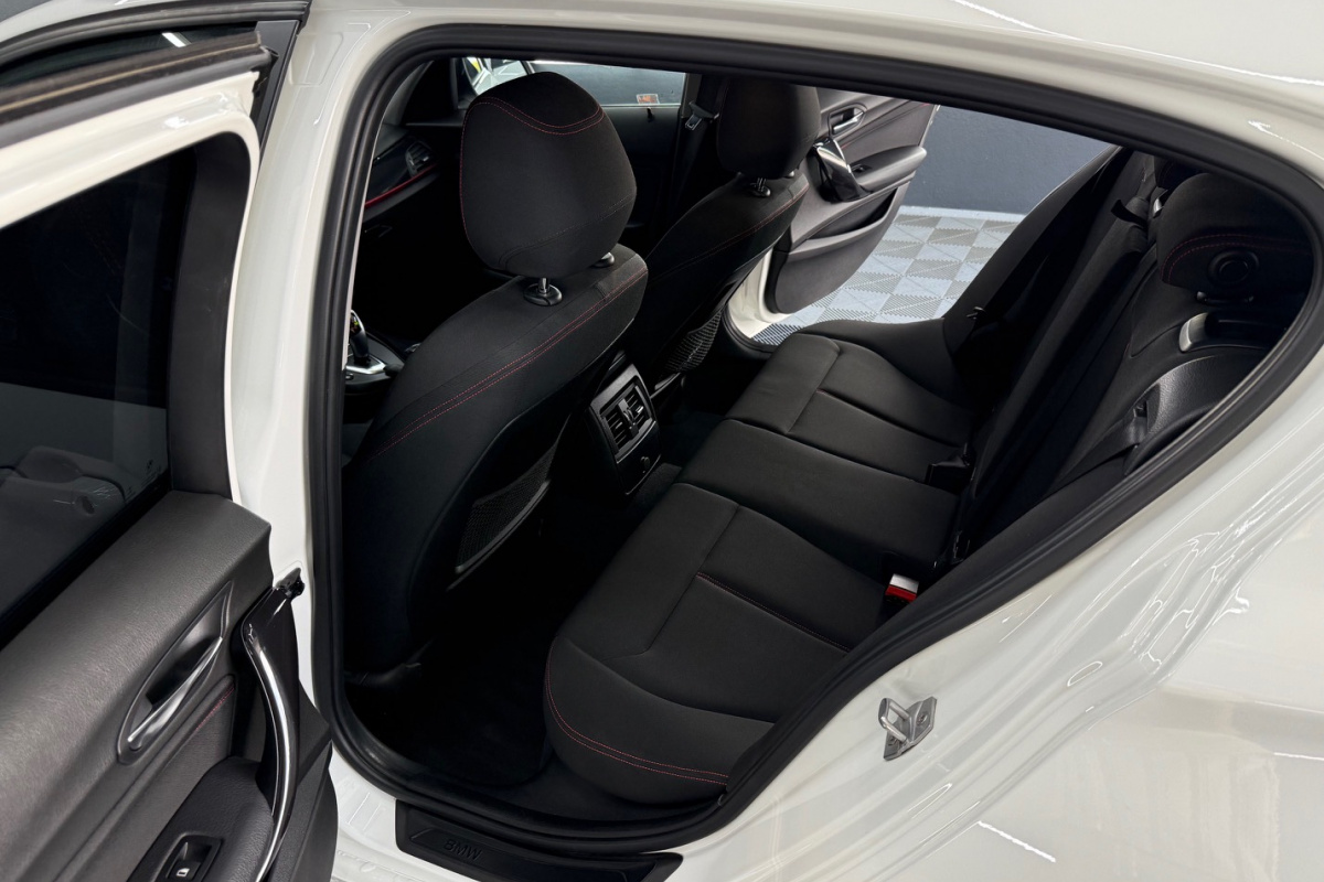 Ponuka vozidiel / BMW Rad 1 118i M Sport A/T - video