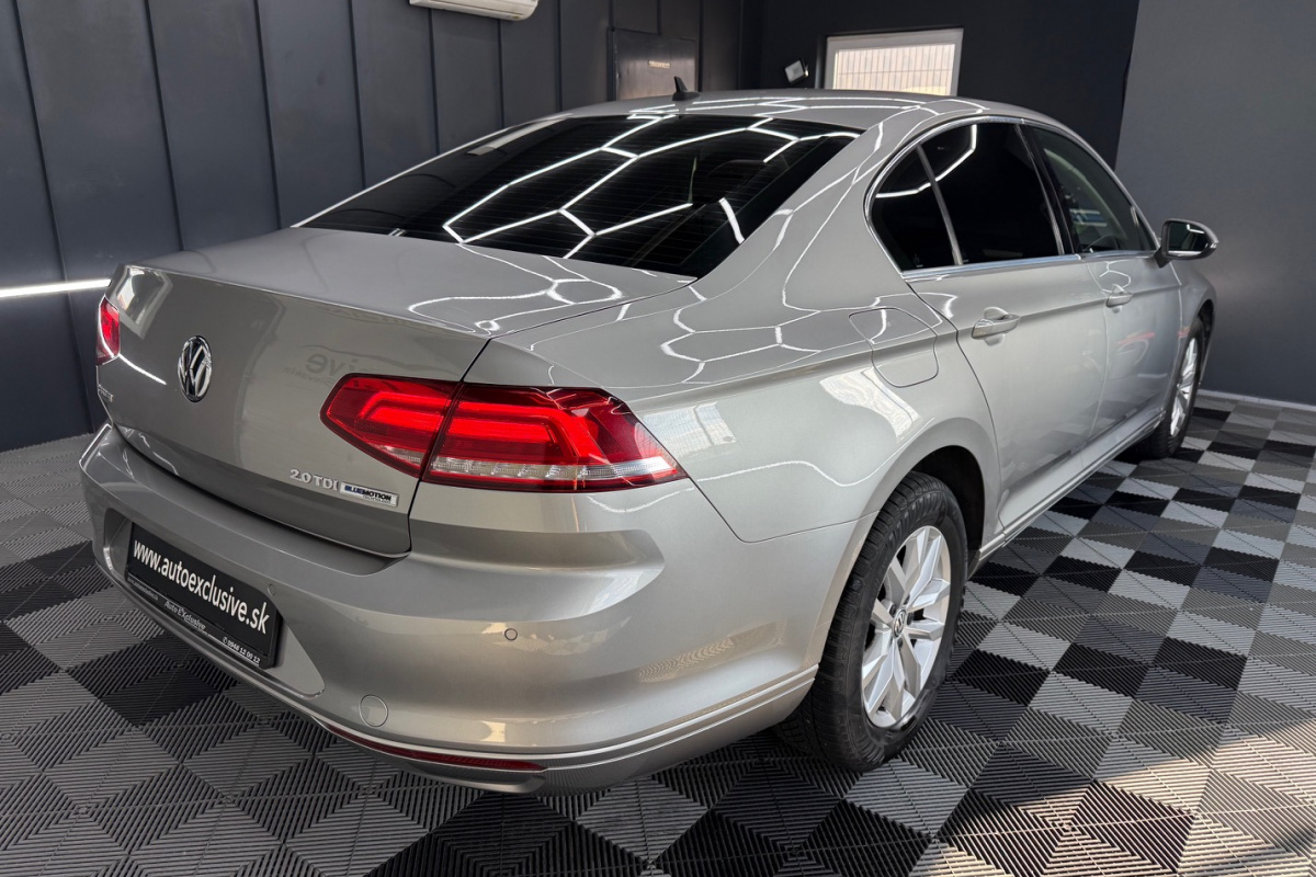 Ponuka vozidiel / Volkswagen Passat 2.0 TDI BMT Comfortline DSG - video