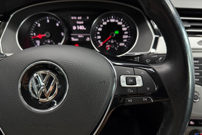  Ponuka vozidiel / Volkswagen Passat 2.0 TDI BMT Comfortline DSG - video