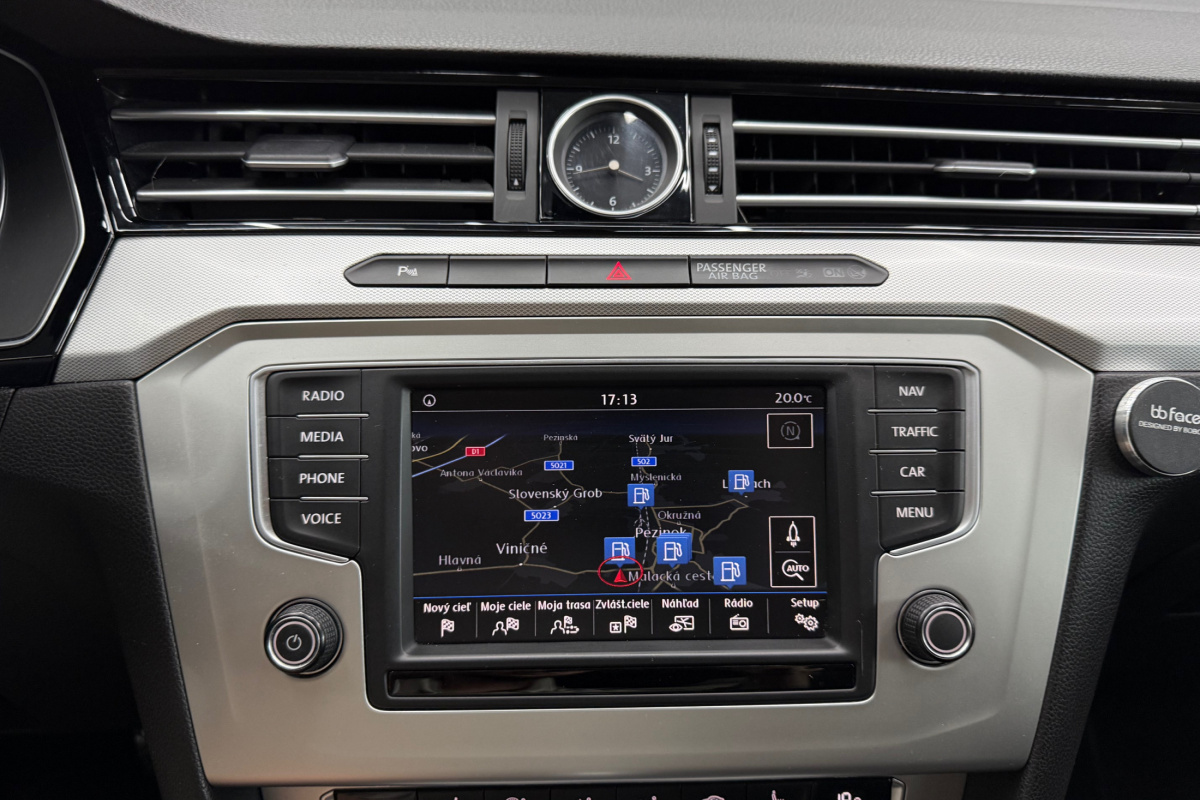 Ponuka vozidiel / Volkswagen Passat 2.0 TDI BMT Comfortline DSG - video