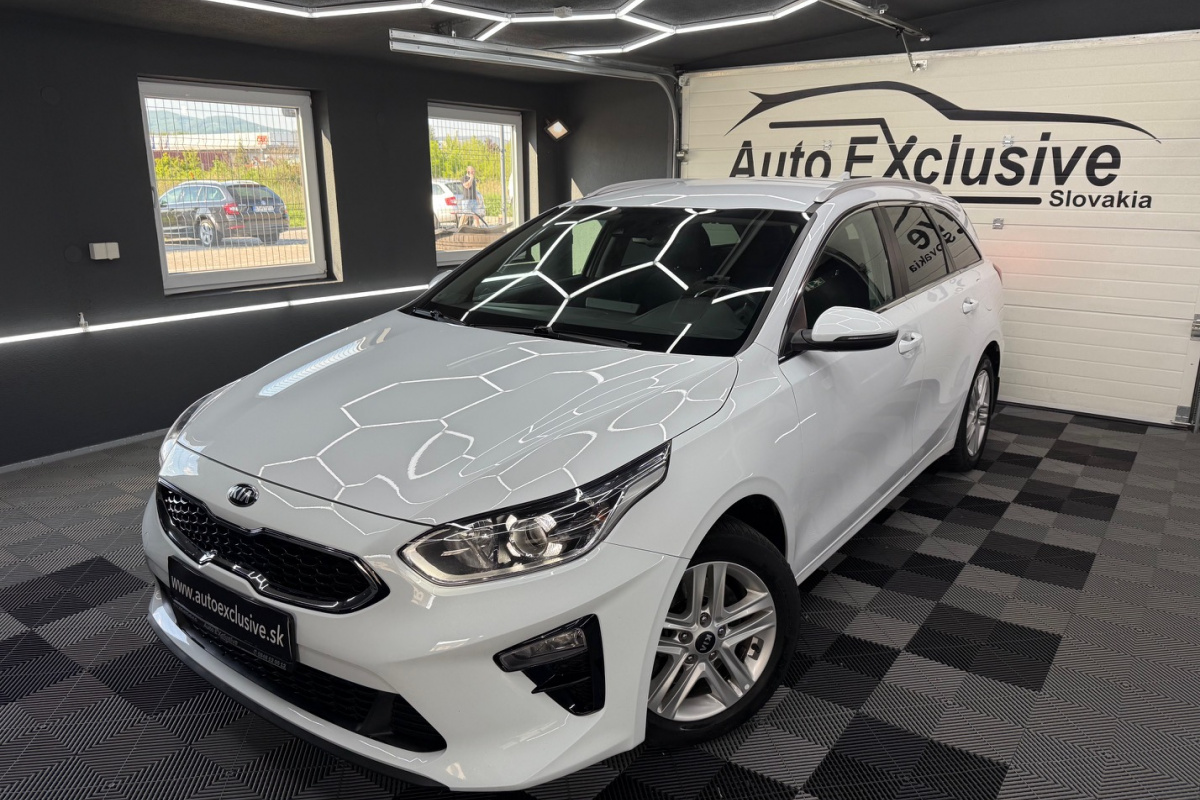 Ponuka vozidiel / Kia Ceed SW 1.6 CRDi MHEV Gold A/T - video