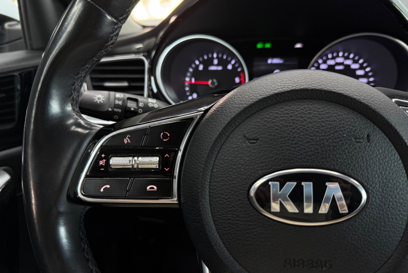  Ponuka vozidiel / Kia Ceed SW 1.6 CRDi MHEV Gold A/T - video