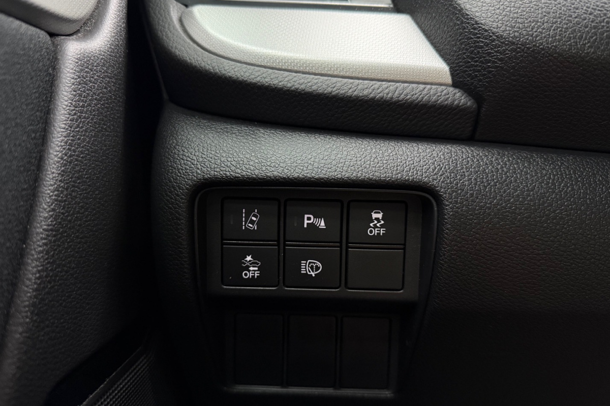 Ponuka vozidiel / Honda CR-V 2.0 i-MMD Hybrid Lifestyle AWD e-CVT - video
