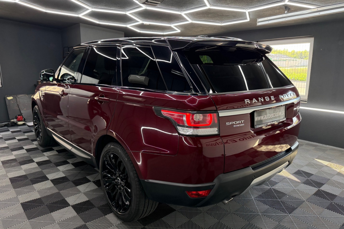Ponuka vozidiel / Land Rover Range Rover Sport 3.0 SDV6 HSE - video
