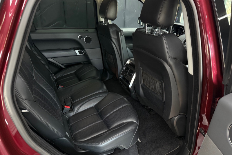  Ponuka vozidiel / Land Rover Range Rover Sport 3.0 SDV6 HSE - video