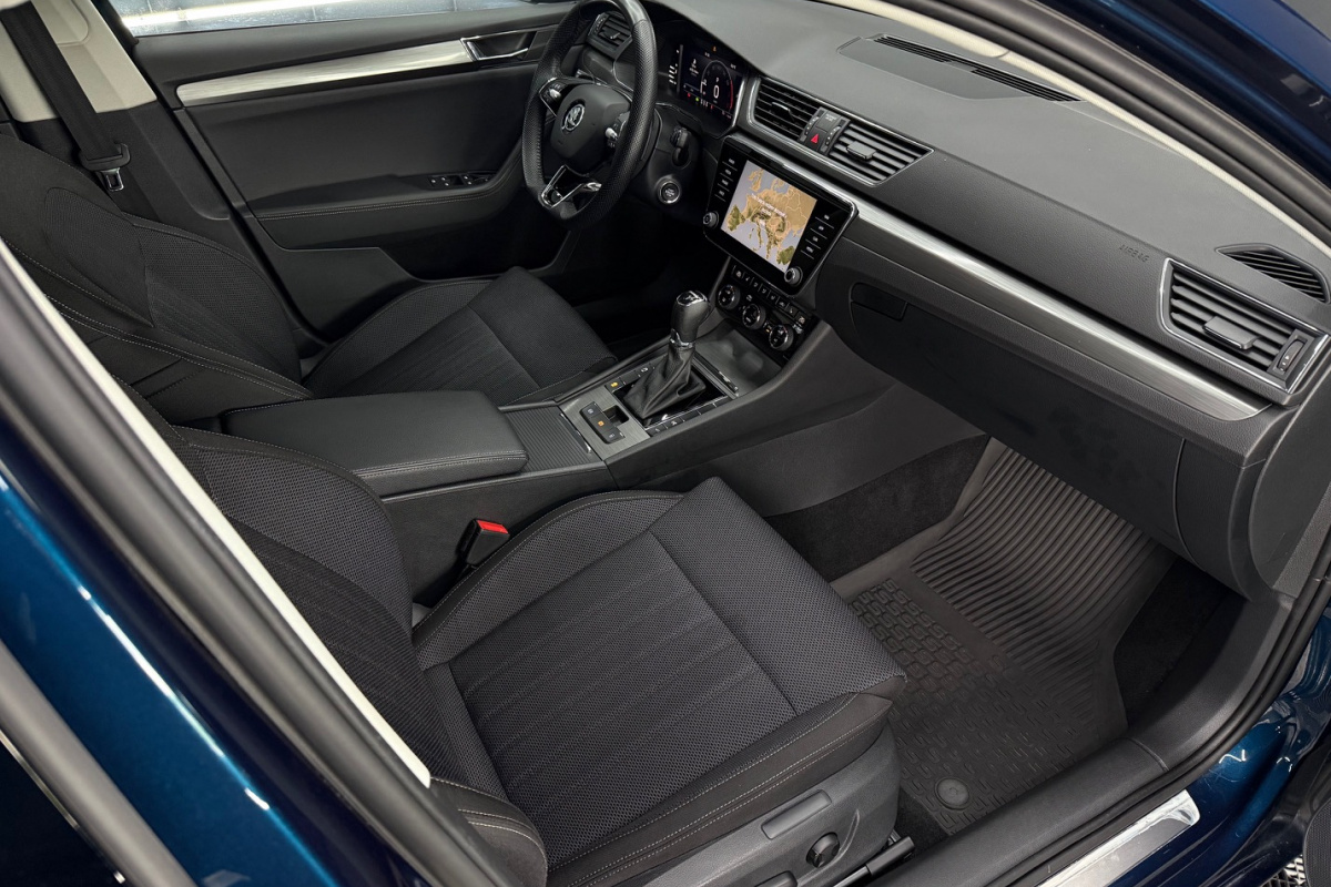Ponuka vozidiel / Škoda Superb 2.0 TSI Style DSG - video